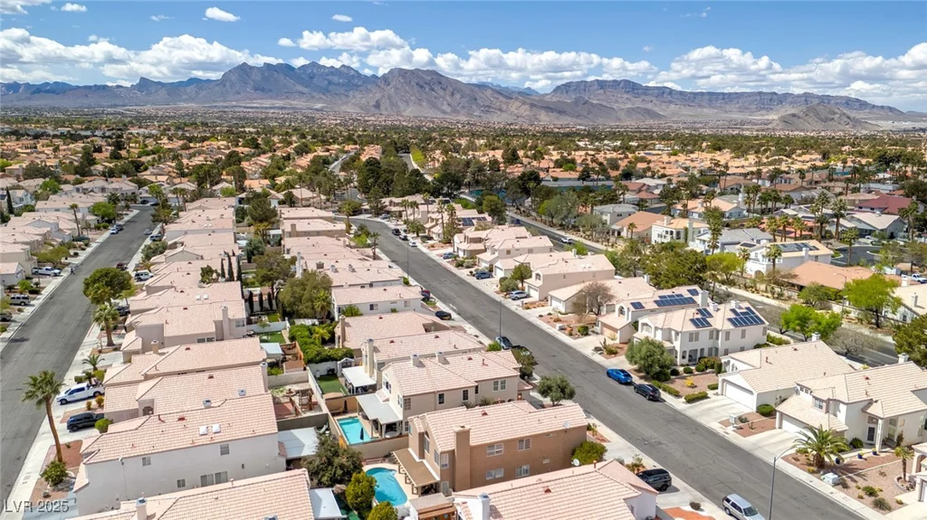 7905 Coral Point, Las Vegas, NV 89128
