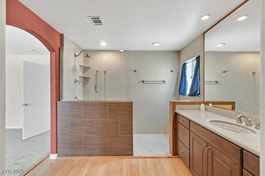 5331 Heatherbrook, Las Vegas, NV 89120