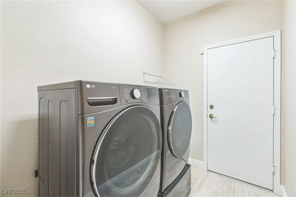 2605 Memphis, Henderson, NV 89052
