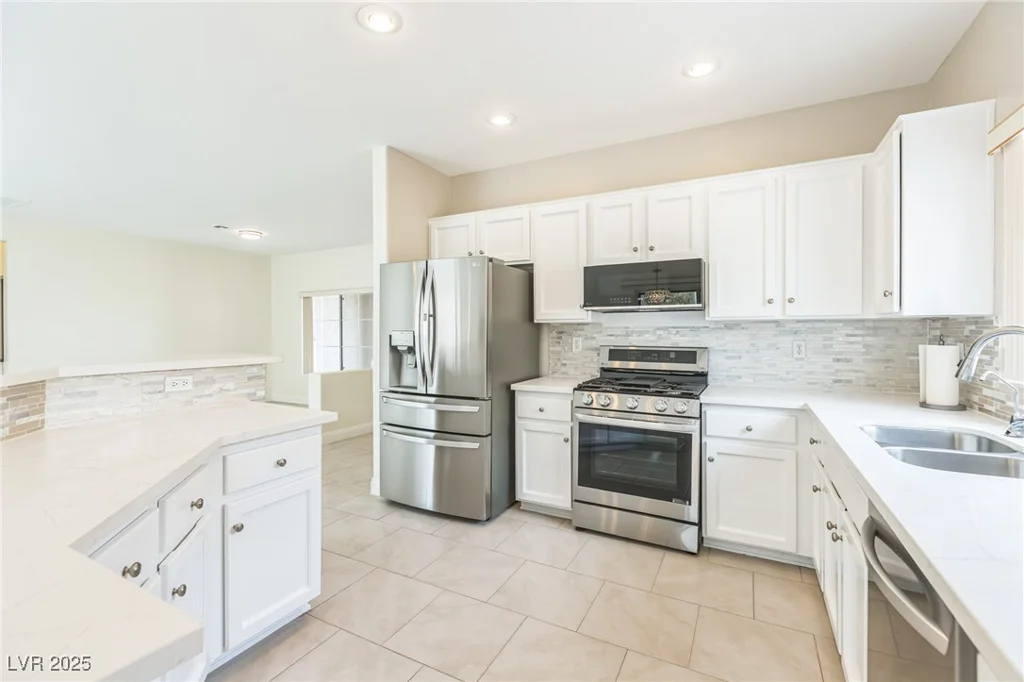 2605 Memphis, Henderson, NV 89052