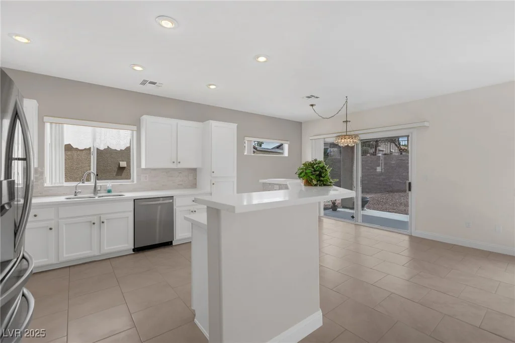 2605 Memphis, Henderson, NV 89052