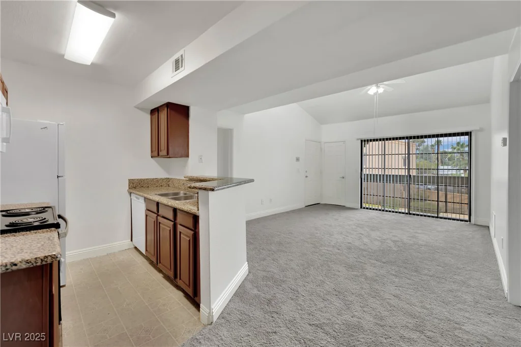 5170 Jones, Las Vegas, NV 89118