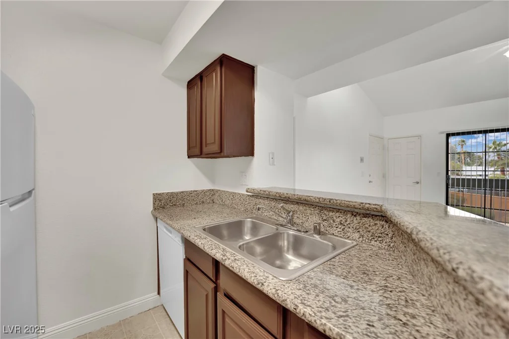 5170 Jones, Las Vegas, NV 89118
