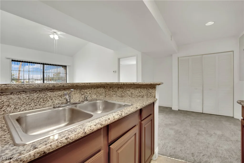 5170 Jones, Las Vegas, NV 89118