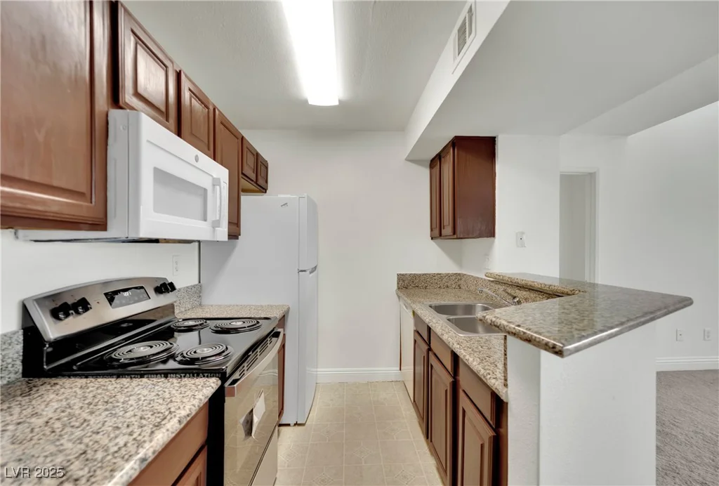 5170 Jones, Las Vegas, NV 89118