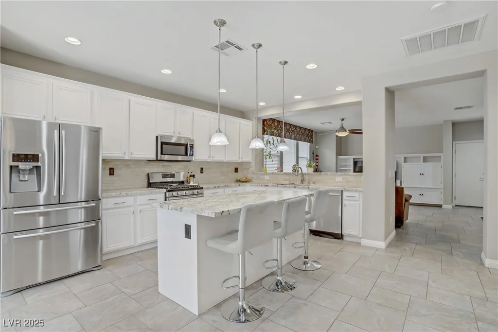 651 Penshaw Bridge, Las Vegas, NV 89178