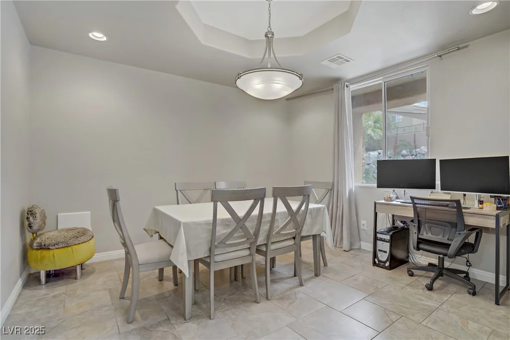 651 Penshaw Bridge, Las Vegas, NV 89178
