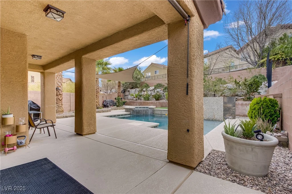 651 Penshaw Bridge, Las Vegas, NV 89178
