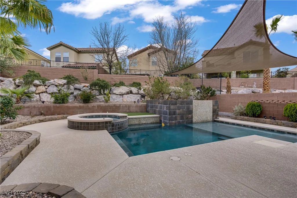 651 Penshaw Bridge, Las Vegas, NV 89178