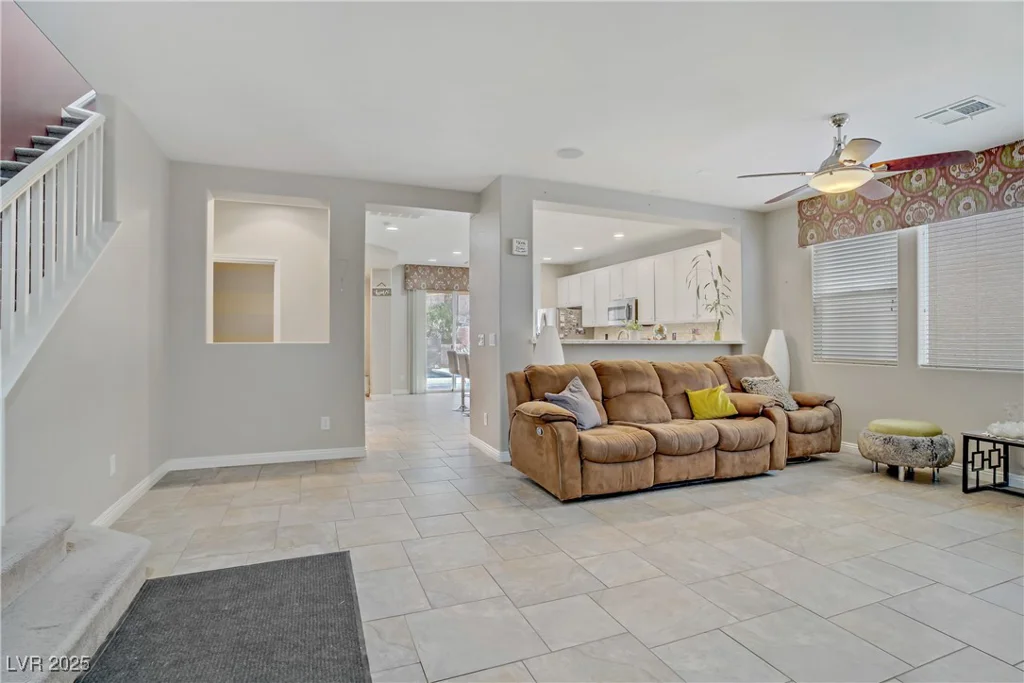 651 Penshaw Bridge, Las Vegas, NV 89178