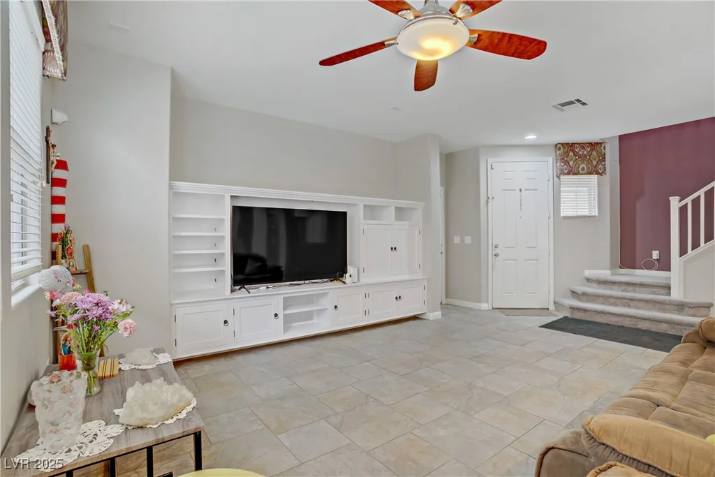 651 Penshaw Bridge, Las Vegas, NV 89178