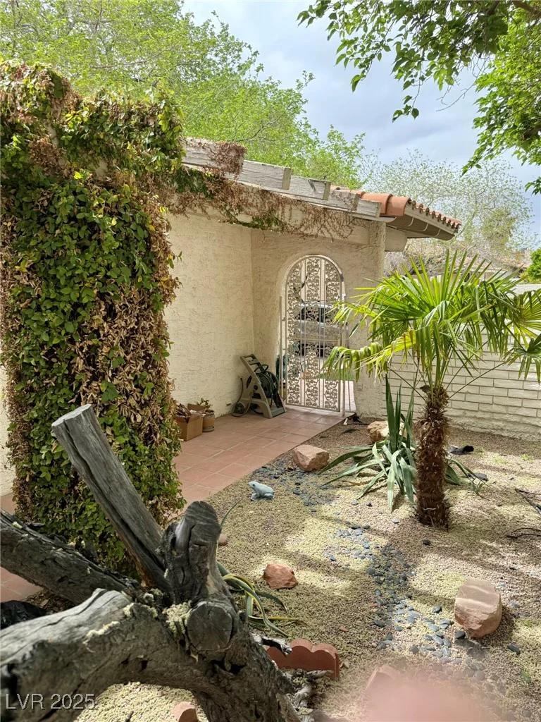 1801 Calle De Vega, Las Vegas, NV 89102