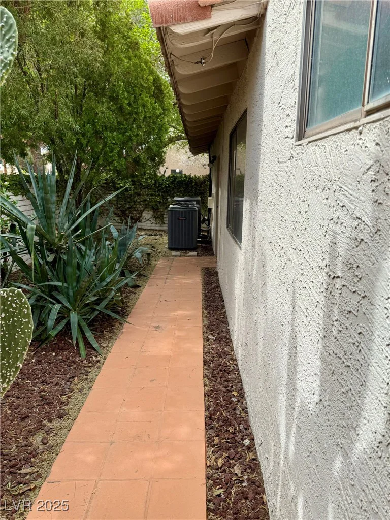 1801 Calle De Vega, Las Vegas, NV 89102