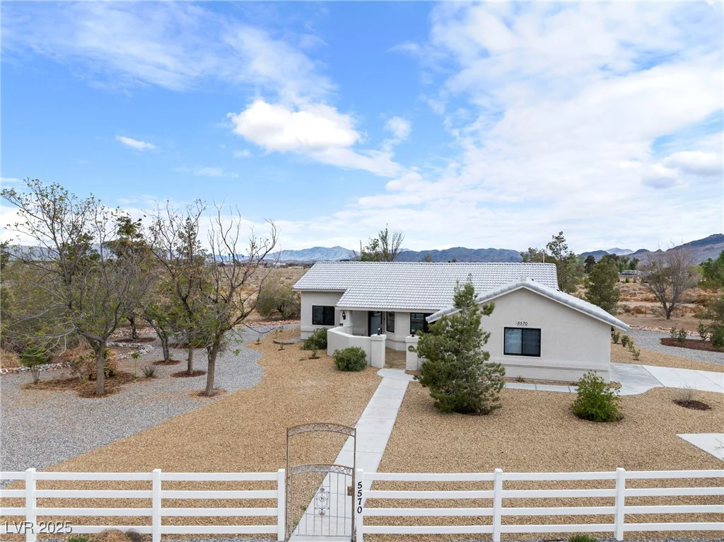 5570 Nopah Vista, Pahrump, NV 89060