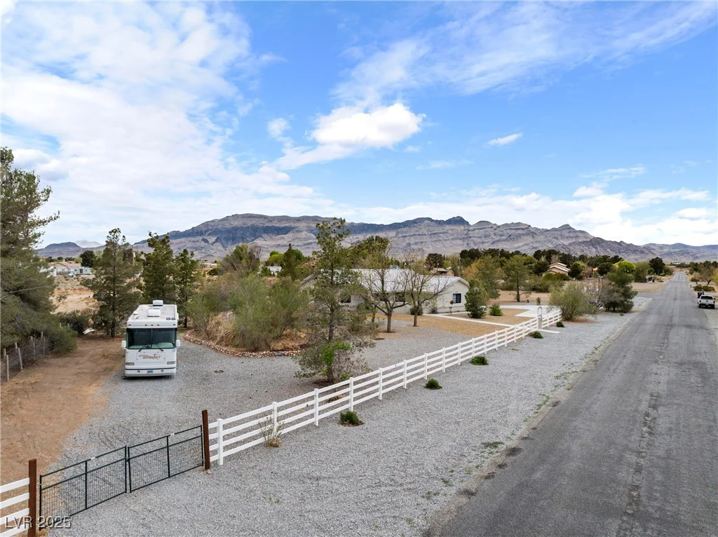 5570 Nopah Vista, Pahrump, NV 89060