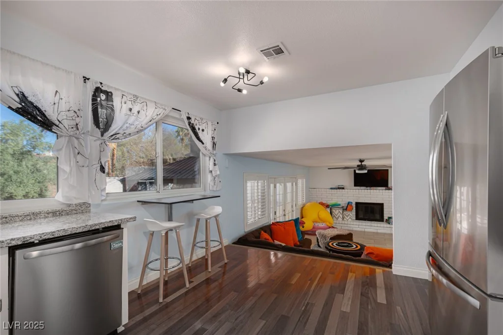 5010 Mick, Las Vegas, NV 89103