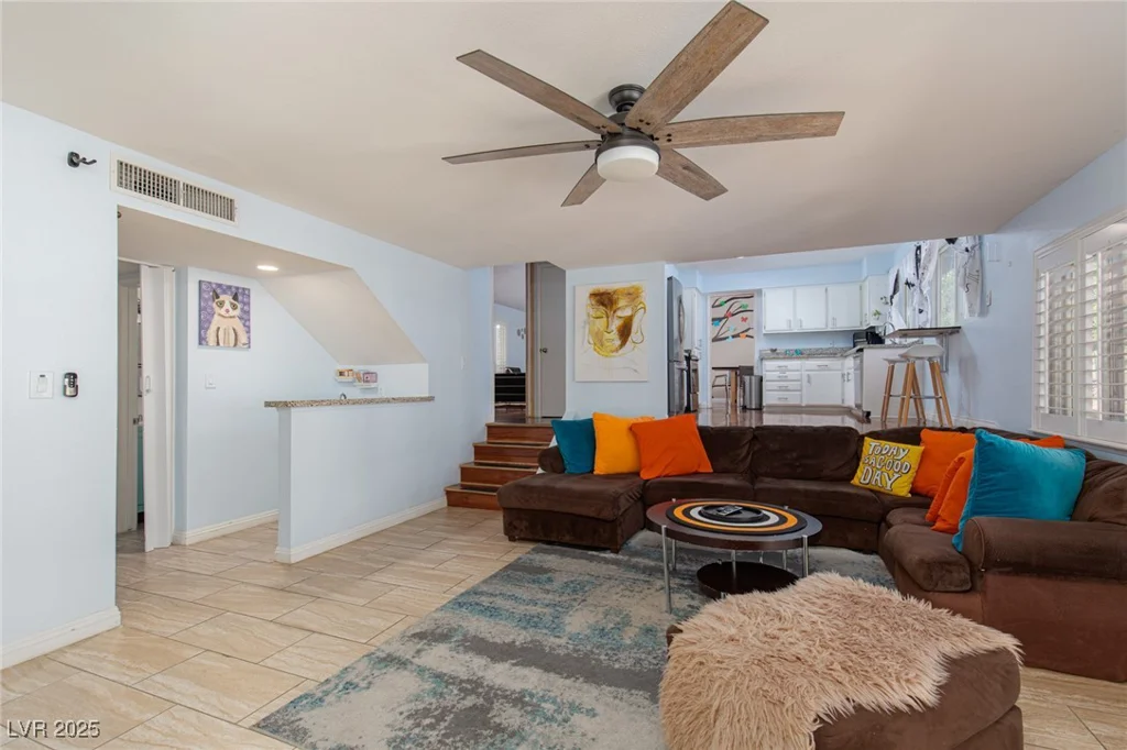 5010 Mick, Las Vegas, NV 89103