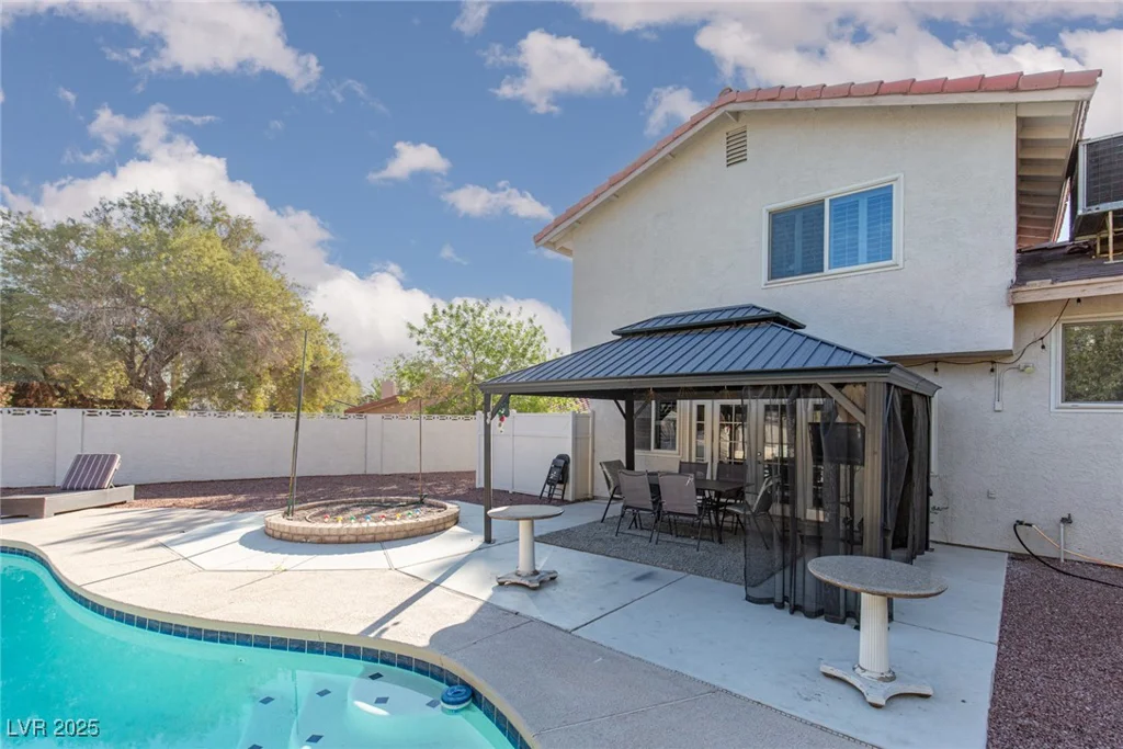 5010 Mick, Las Vegas, NV 89103