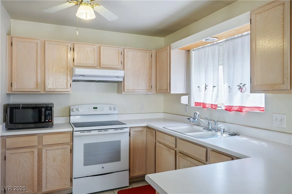 3934 Sir Payne, Las Vegas, NV 89104