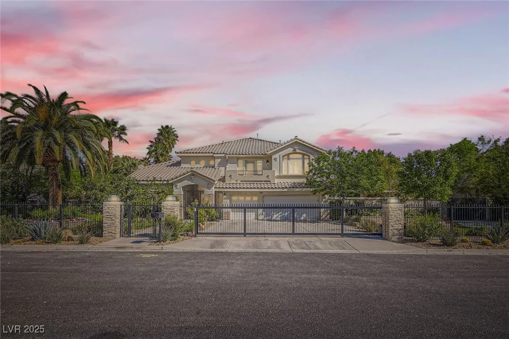 3560 Five Pennies, Las Vegas, NV 89120