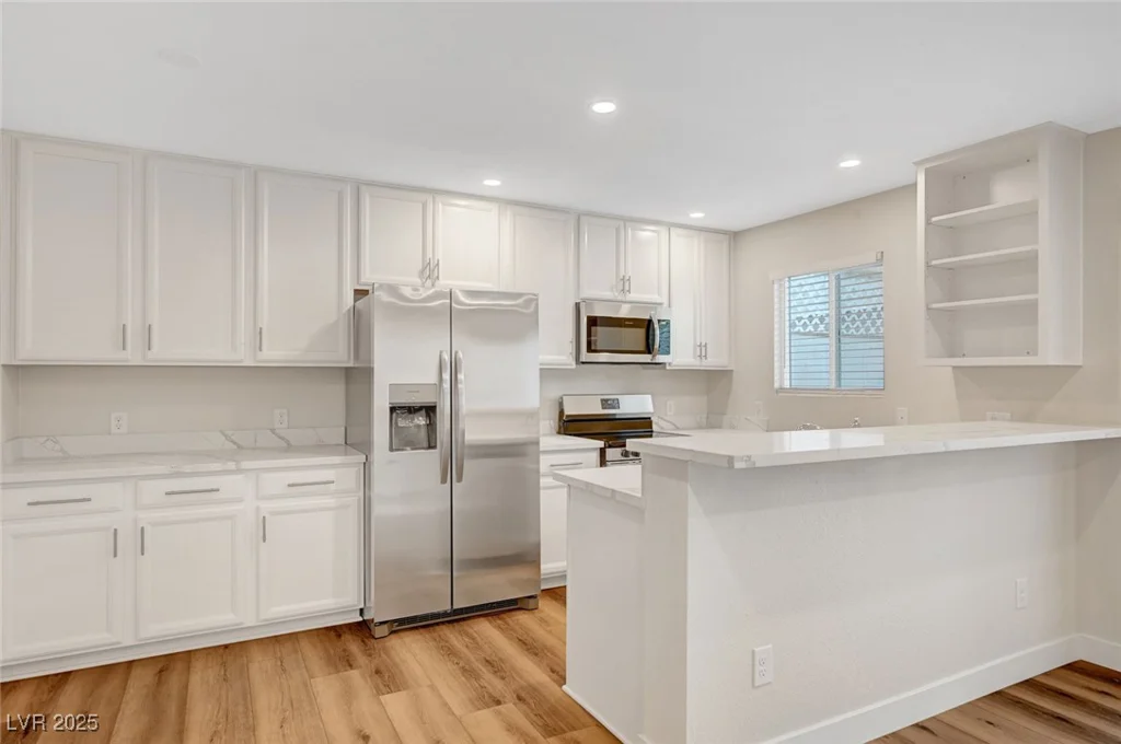 609 Greenbriar Townhouse, Las Vegas, NV 89121