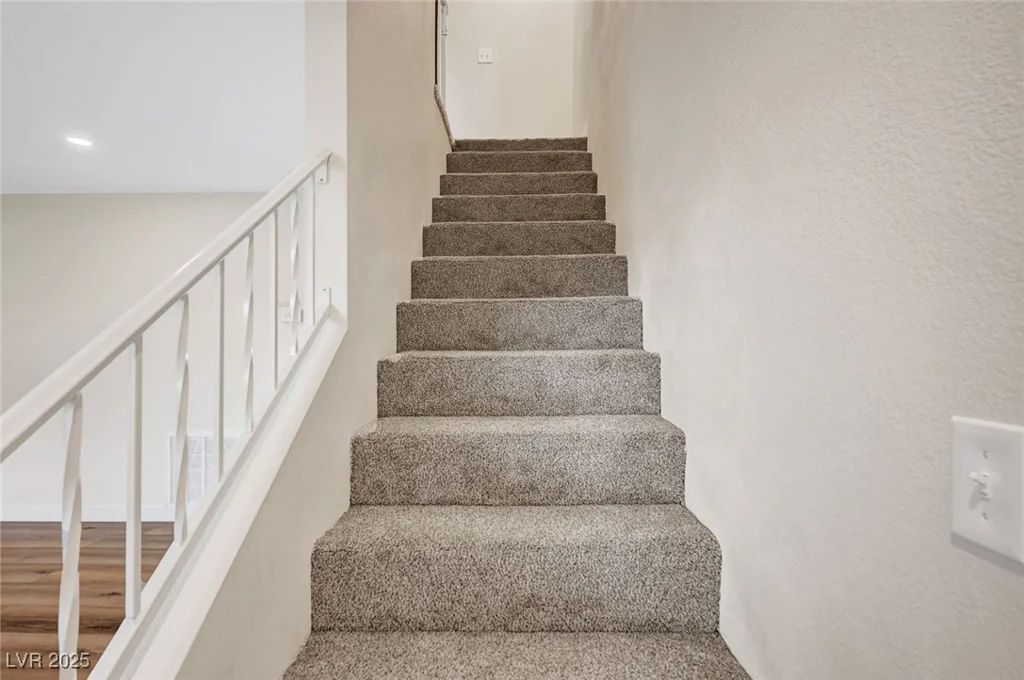 609 Greenbriar Townhouse, Las Vegas, NV 89121