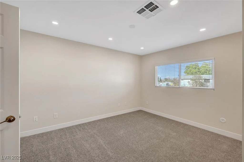 609 Greenbriar Townhouse, Las Vegas, NV 89121