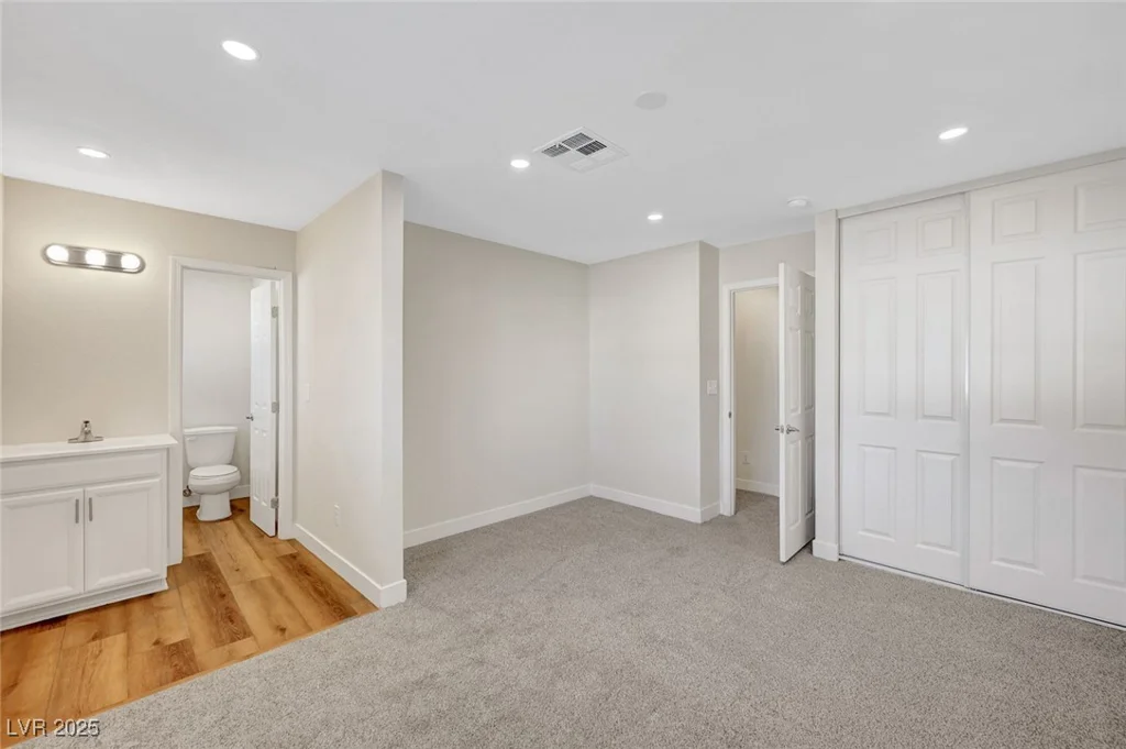 609 Greenbriar Townhouse, Las Vegas, NV 89121