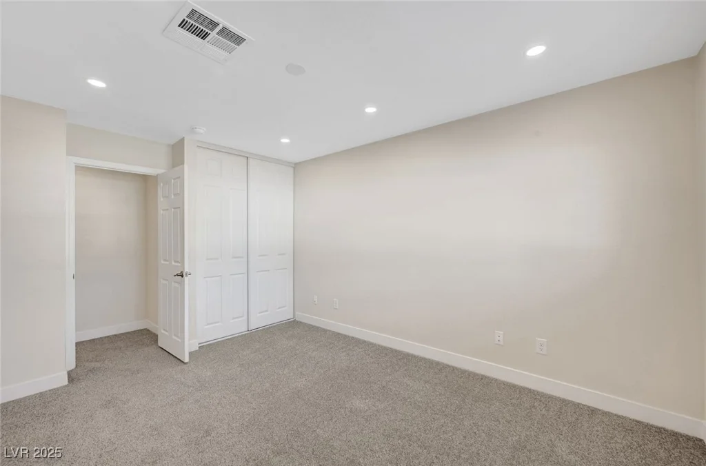 609 Greenbriar Townhouse, Las Vegas, NV 89121