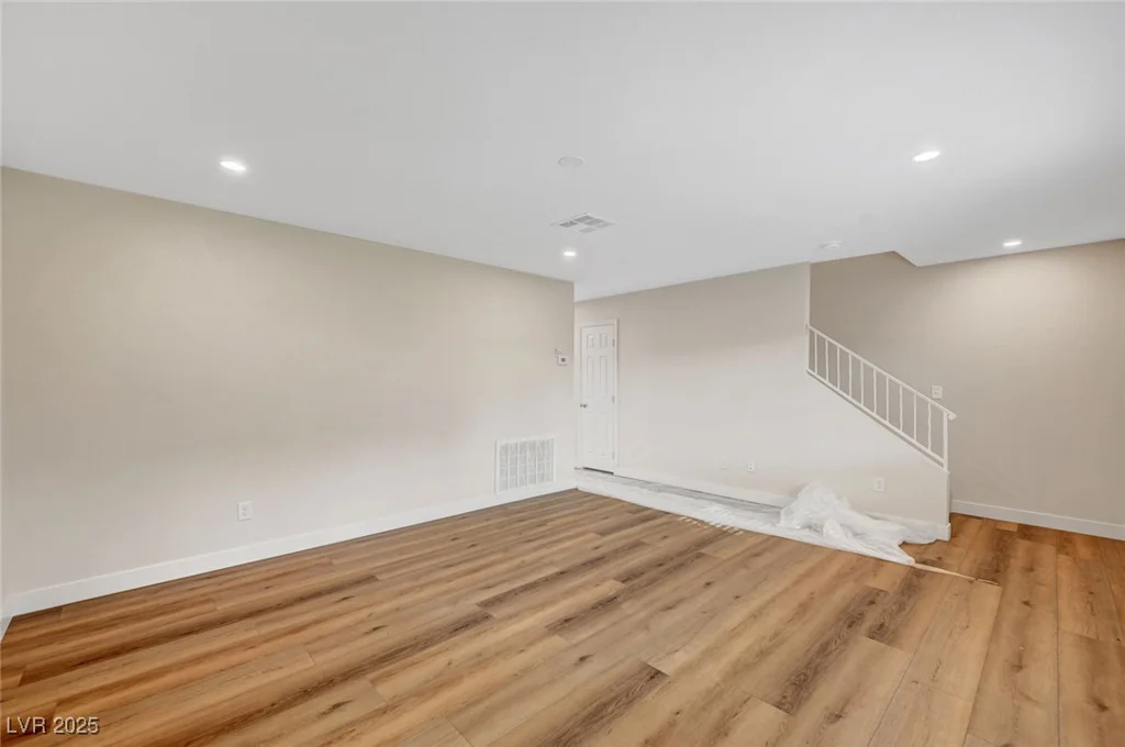 609 Greenbriar Townhouse, Las Vegas, NV 89121