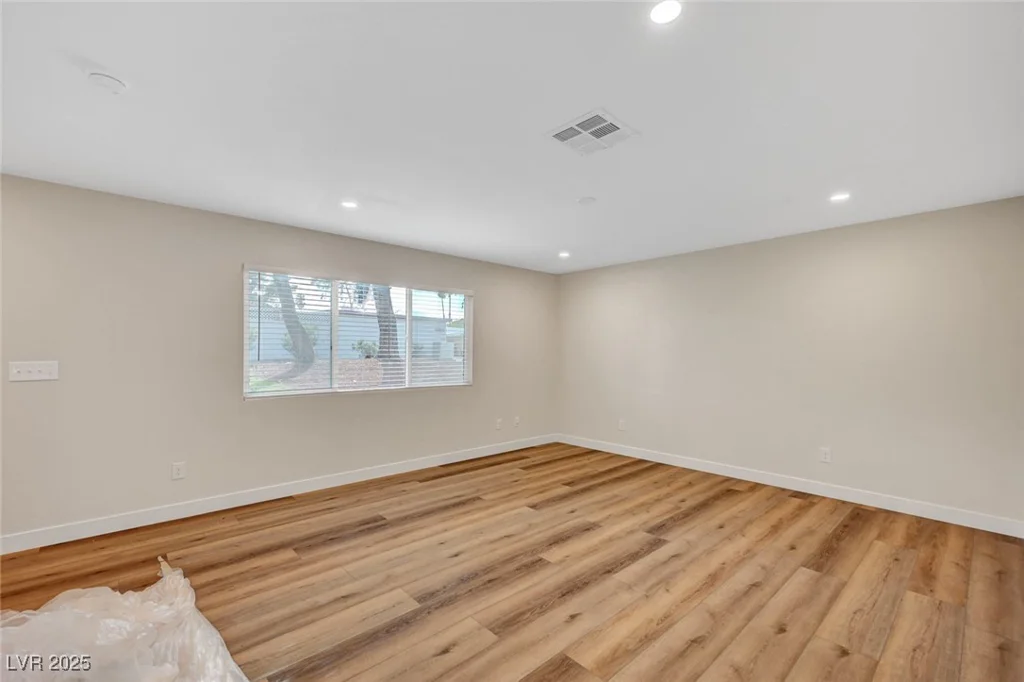 609 Greenbriar Townhouse, Las Vegas, NV 89121