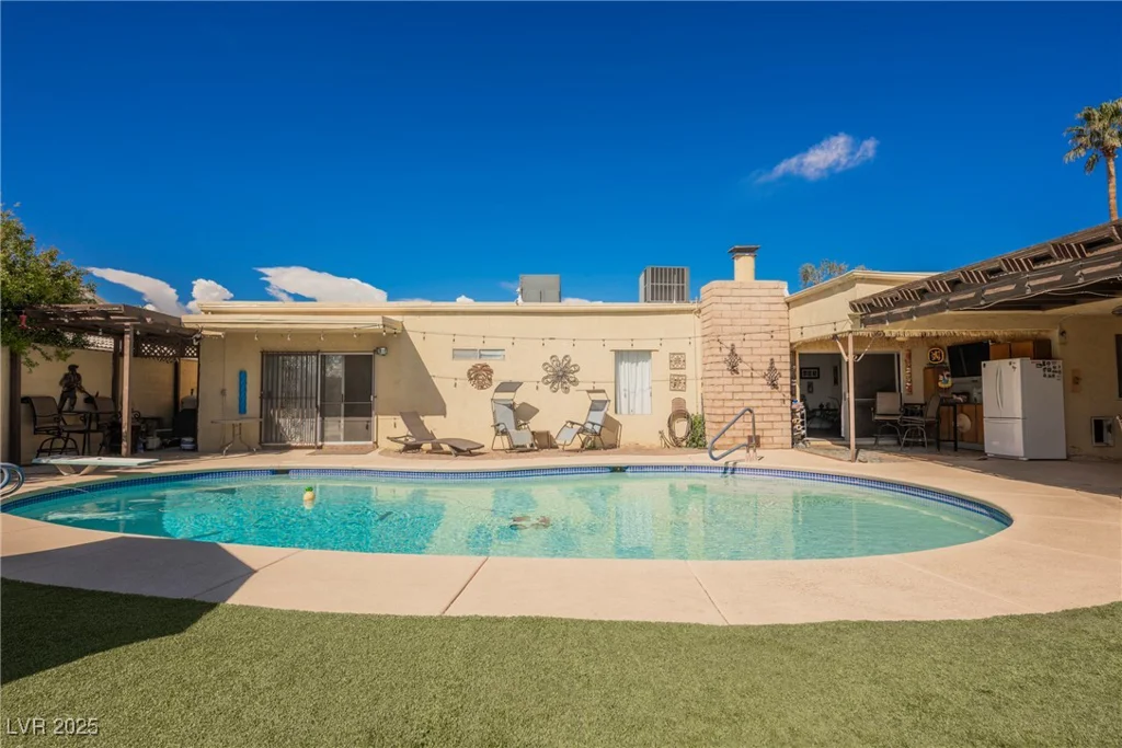 1709 Chapman, Las Vegas, NV 89104
