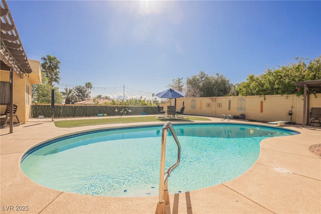 1709 Chapman, Las Vegas, NV 89104