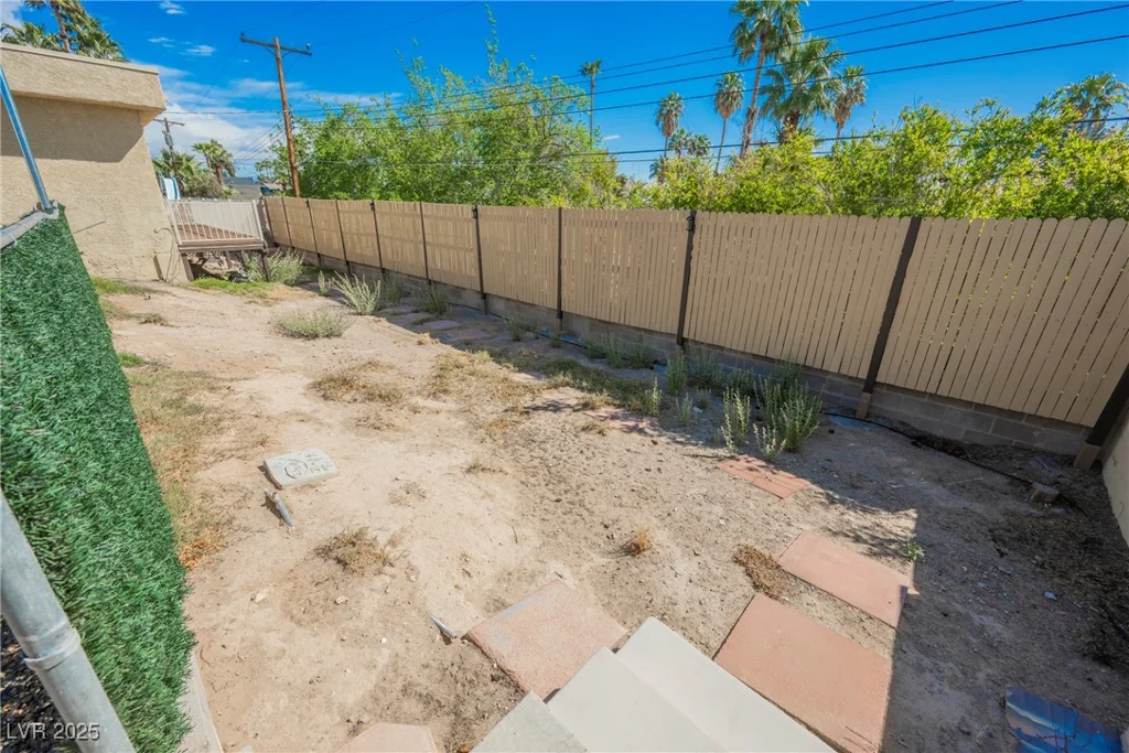 1709 Chapman, Las Vegas, NV 89104