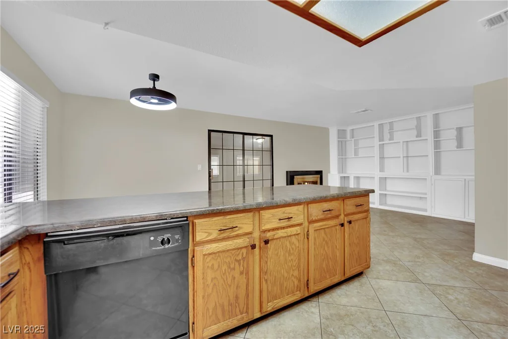 5845 Killala, Las Vegas, NV 89110