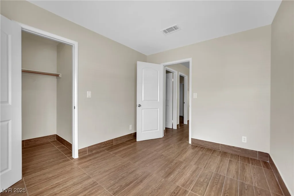5845 Killala, Las Vegas, NV 89110