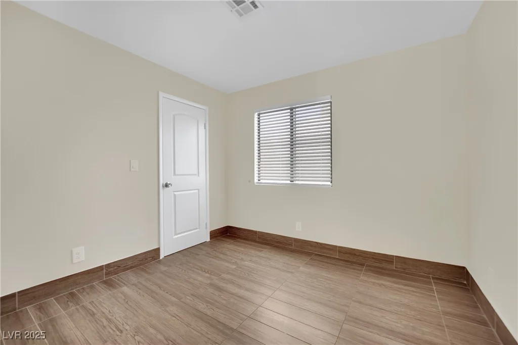 5845 Killala, Las Vegas, NV 89110