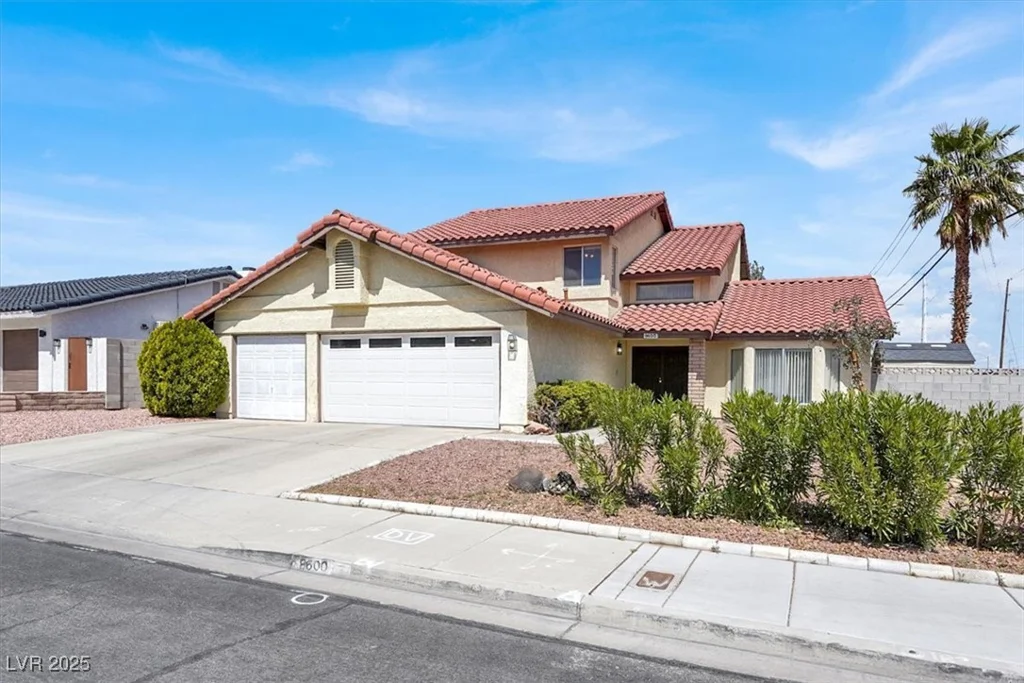 8600 Soneto, Las Vegas, NV 89117
