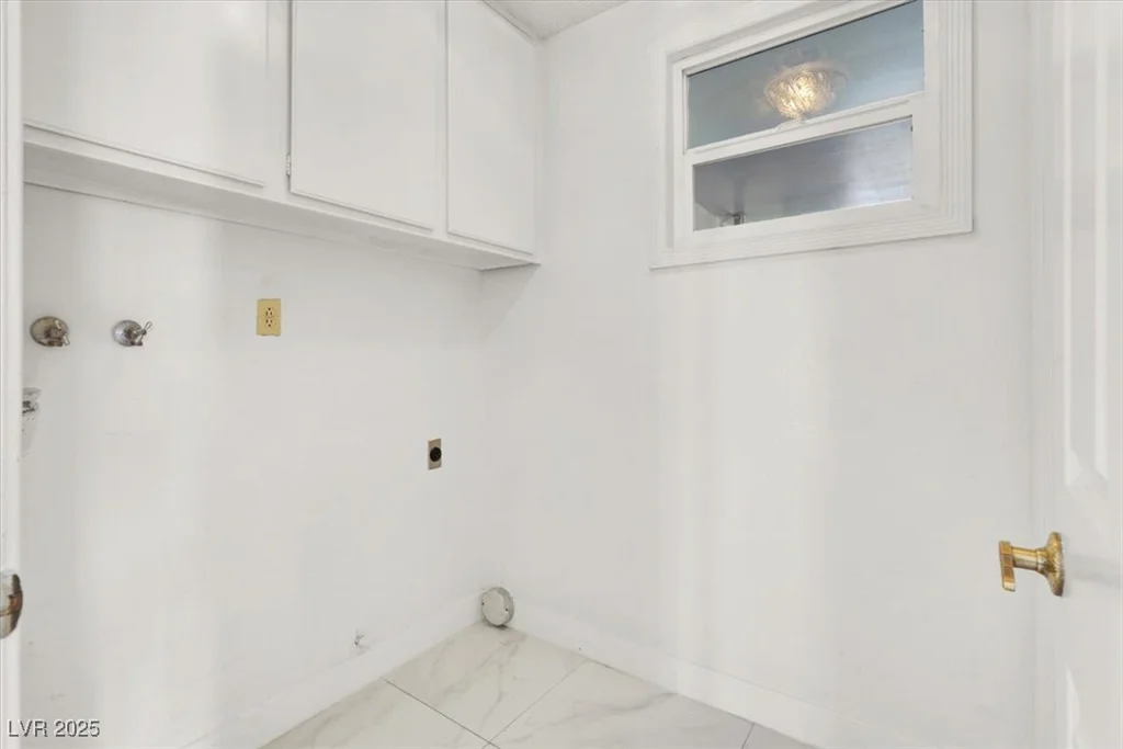 8600 Soneto, Las Vegas, NV 89117