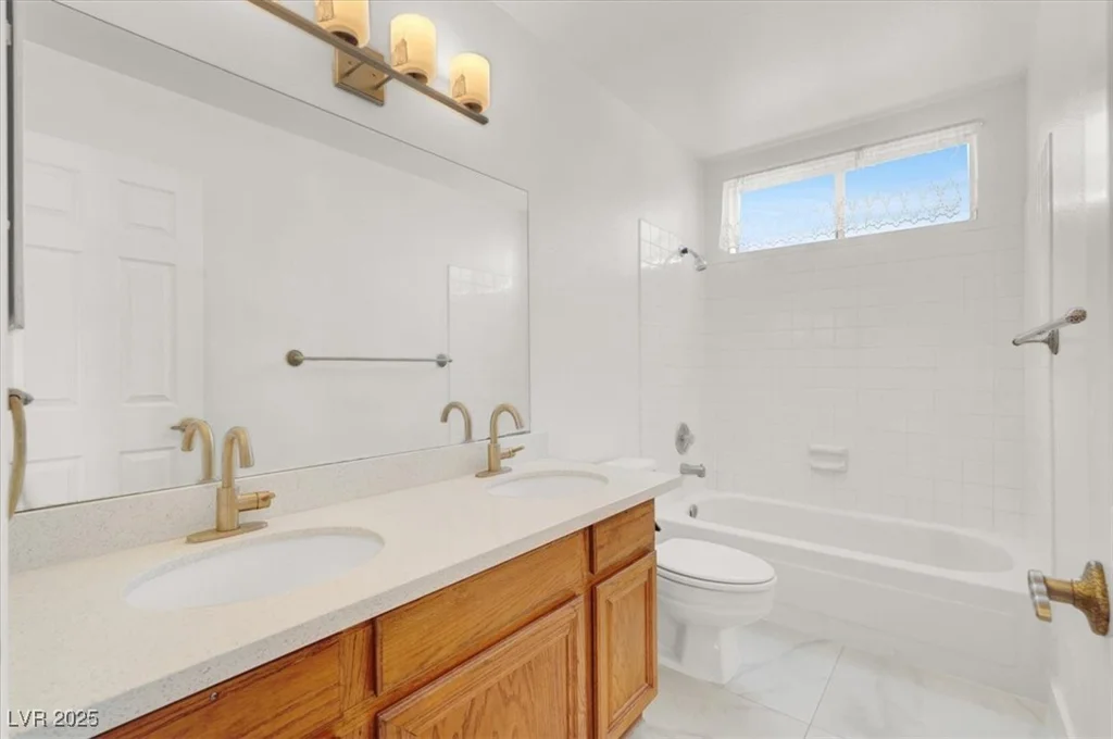 8600 Soneto, Las Vegas, NV 89117