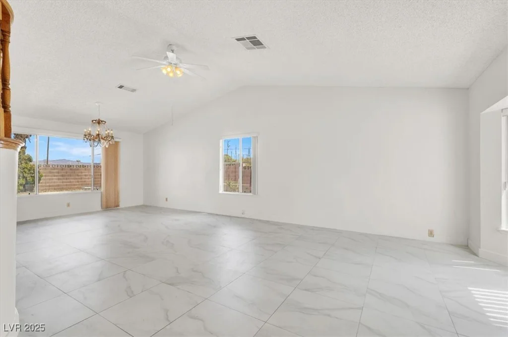 8600 Soneto, Las Vegas, NV 89117