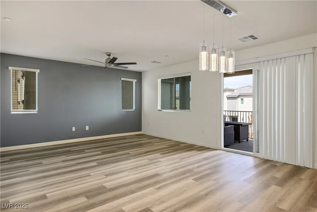 6862 Magenta Moon, North Las Vegas, NV 89086