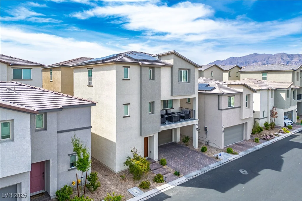 6862 Magenta Moon, North Las Vegas, NV 89086