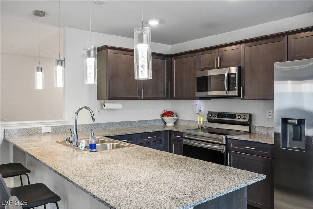 6862 Magenta Moon, North Las Vegas, NV 89086