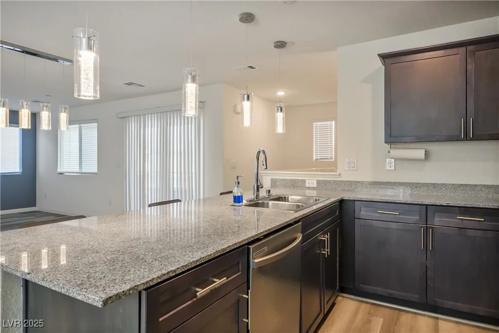 6862 Magenta Moon, North Las Vegas, NV 89086