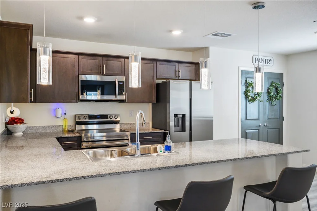 6862 Magenta Moon, North Las Vegas, NV 89086
