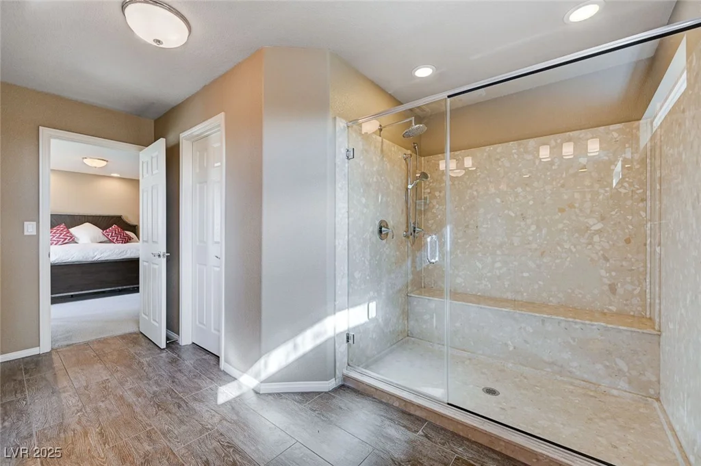 8383 Bartholomew Park, Las Vegas, NV 89139