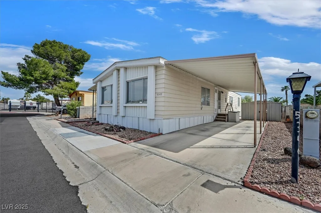 5349 Ocala, Las Vegas, NV 89122
