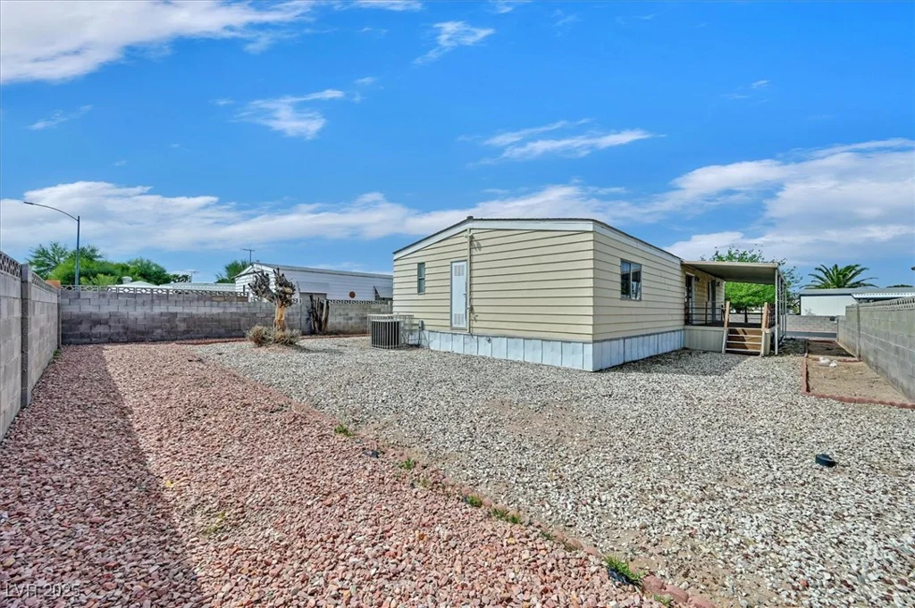 5349 Ocala, Las Vegas, NV 89122