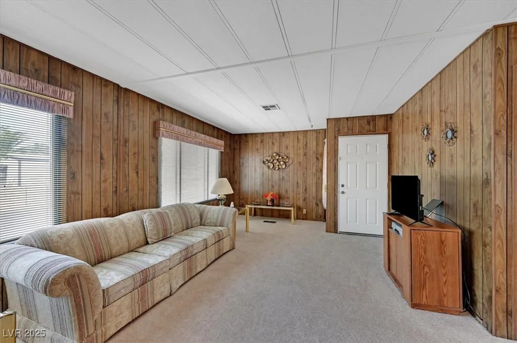 5349 Ocala, Las Vegas, NV 89122